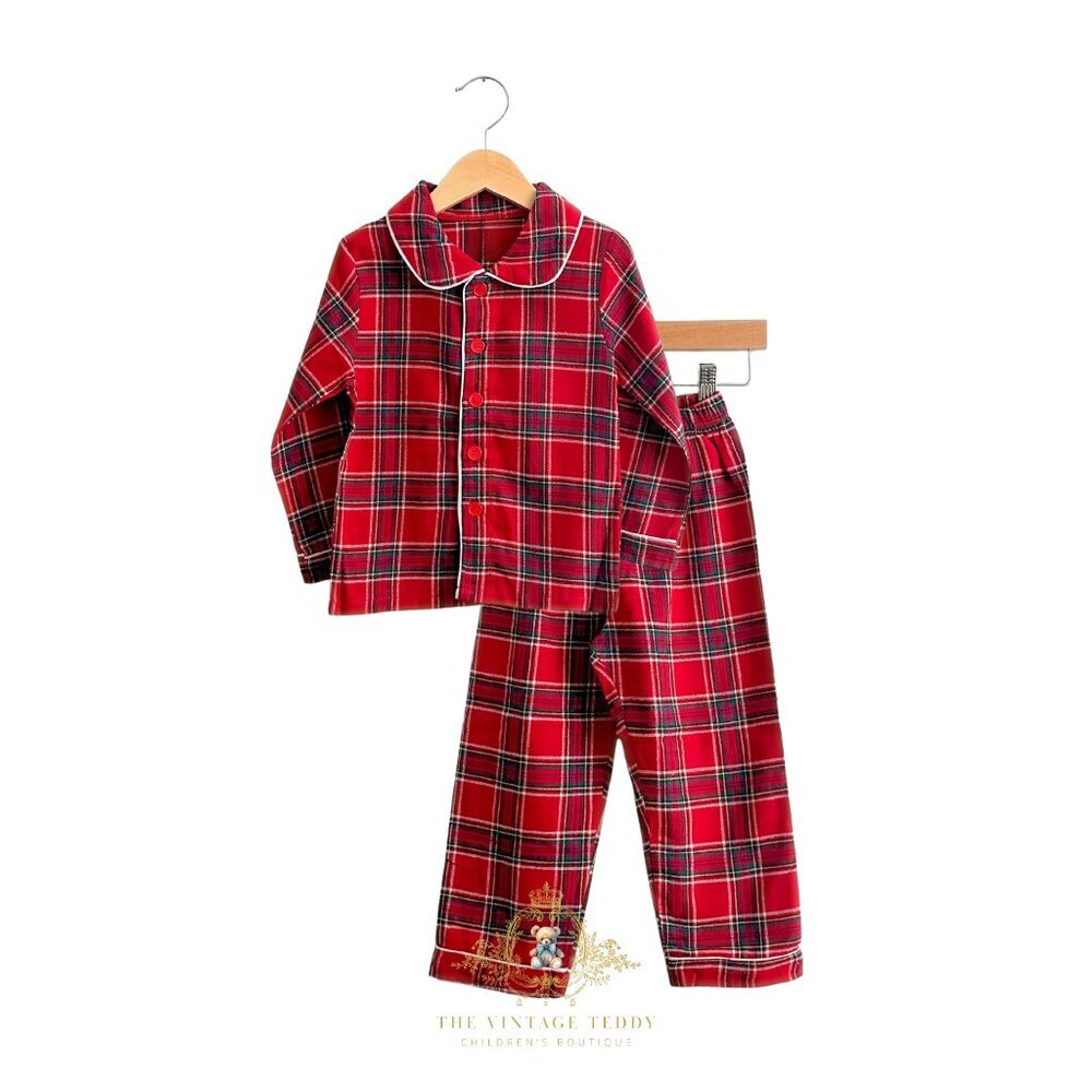 NWT Cute Boys Pajamas 2-Piece Christmas Pjs Kids Sleepwear Red & Green 12-24M - Picture 1 of 6